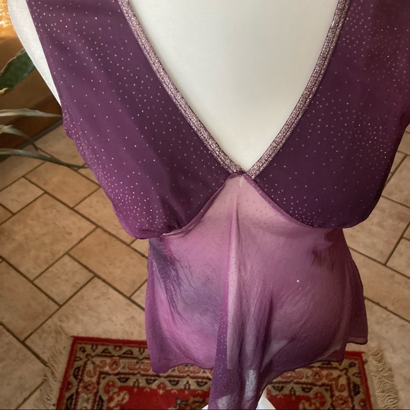 Sparkly, pixie top - Picture 2 of 4